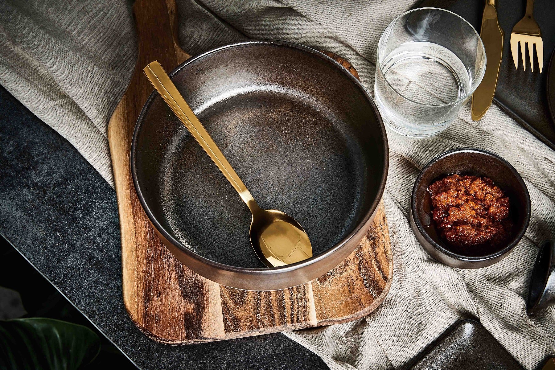 RAW Bestikæske, guldfarvet - 20 dele - Bahne